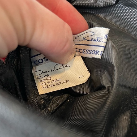 Vintage Oscar de la Renta Cosmetic Bag - Picture 8 of 8